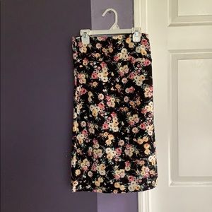 Agnes and Dora floral pencil skirt